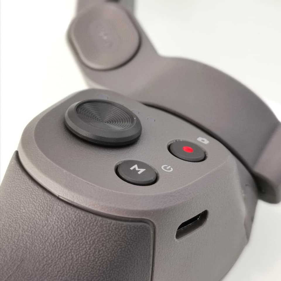 stabilizator-dji-osmo-mobile-3